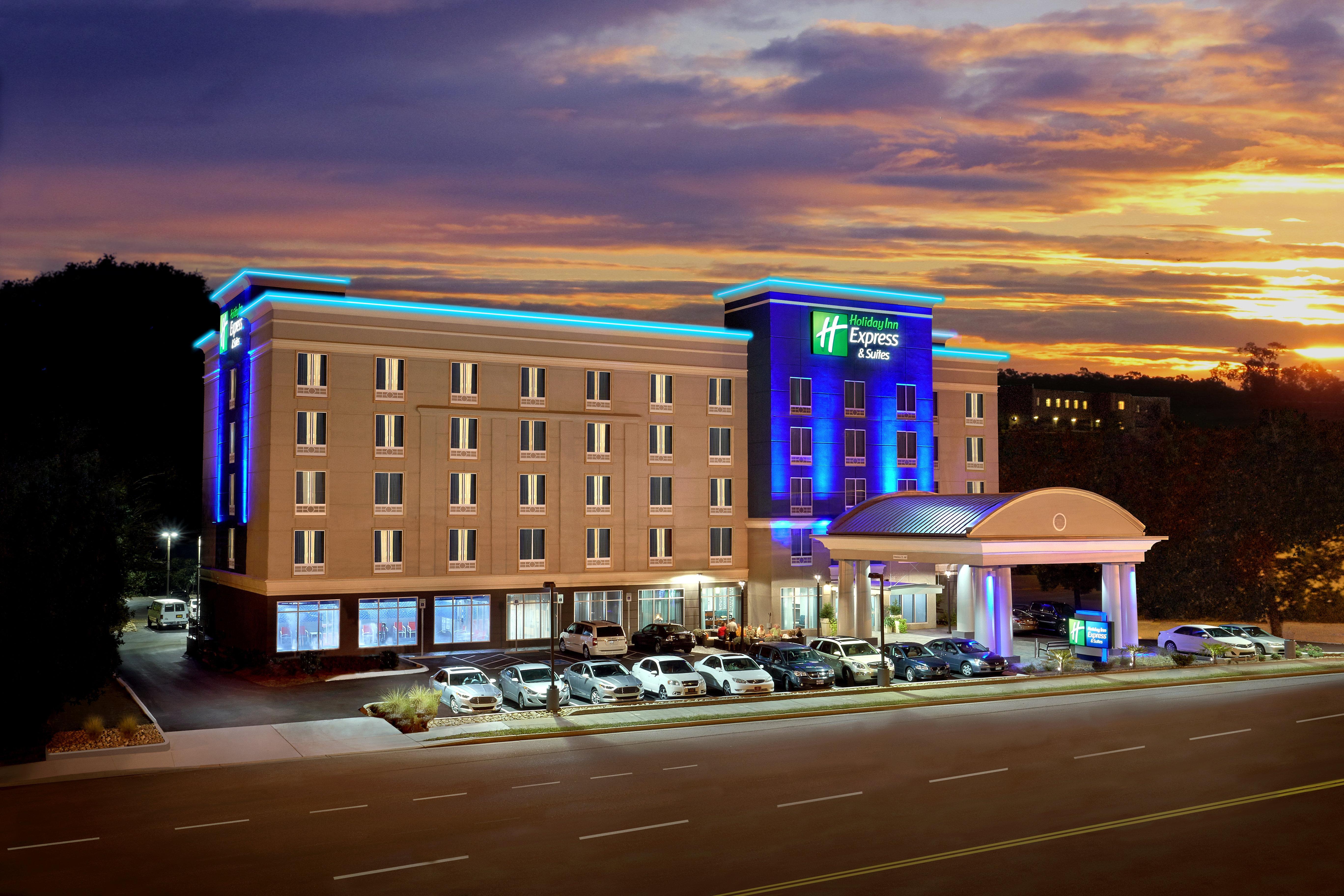 Holiday Inn Express Hotel & Suites Knoxville By Ihg Экстерьер фото